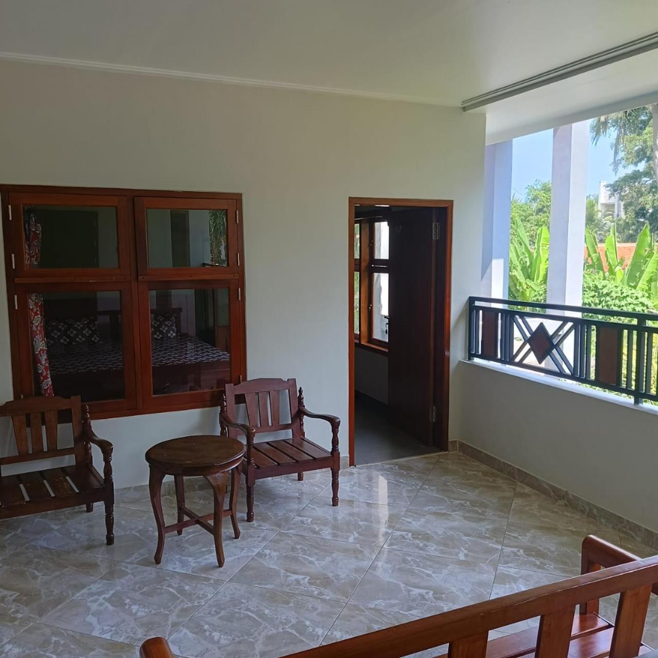Mango Guesthouse Pangandaran Esterno foto