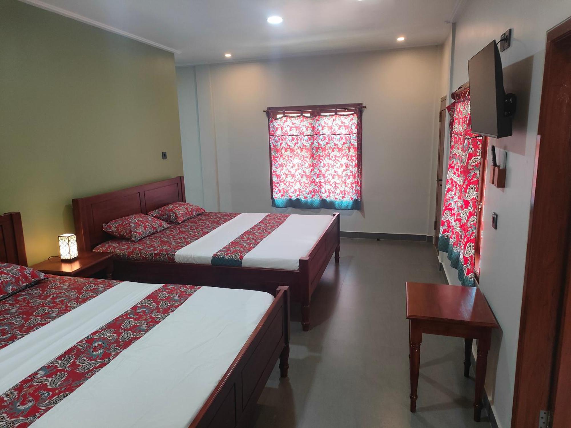 Mango Guesthouse Pangandaran Esterno foto