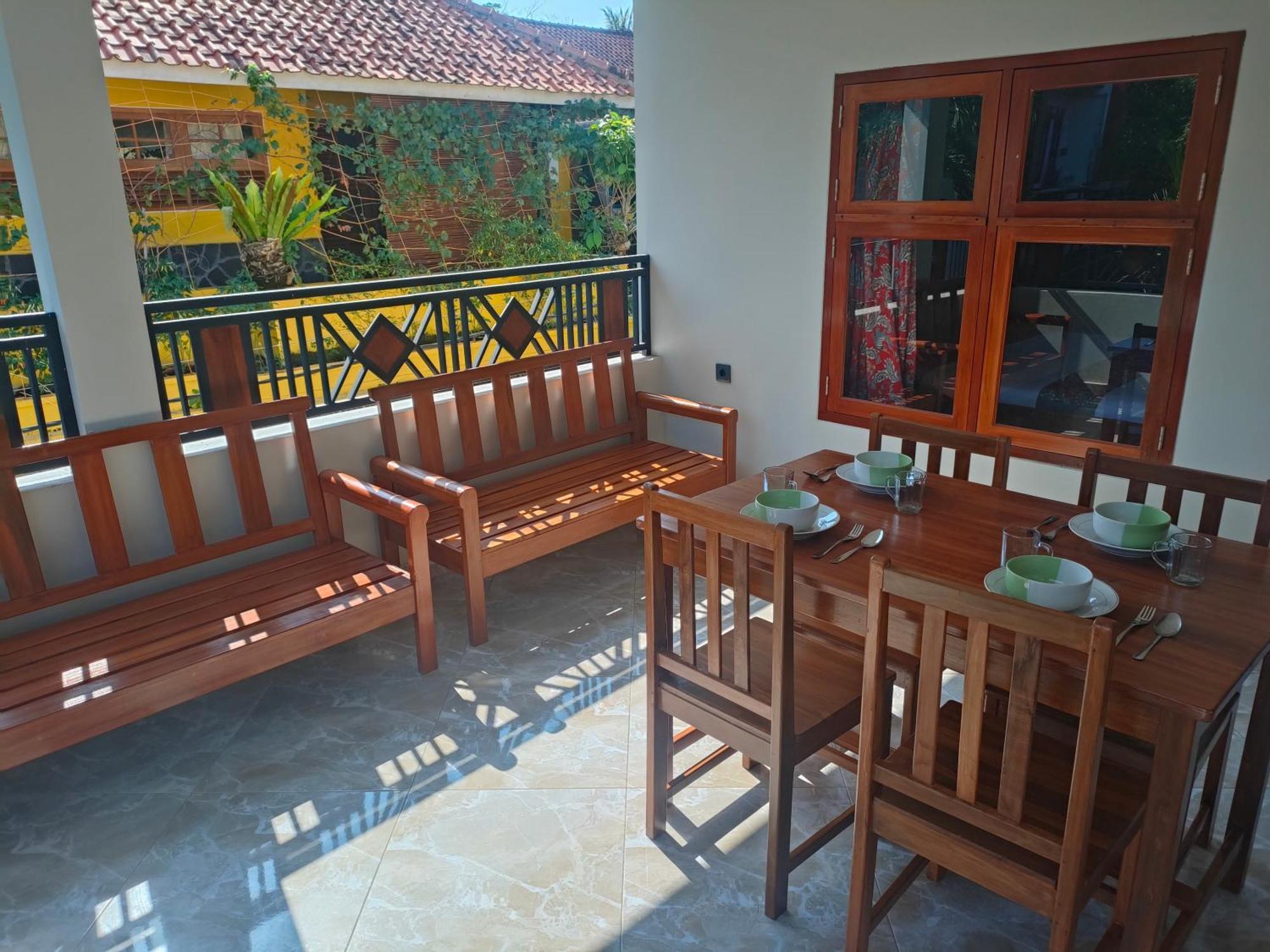Mango Guesthouse Pangandaran Esterno foto